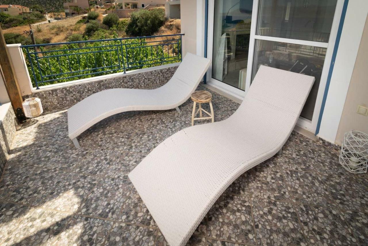 Seaview Flat Steps To The Beach Karavostasi  ภายนอก รูปภาพ